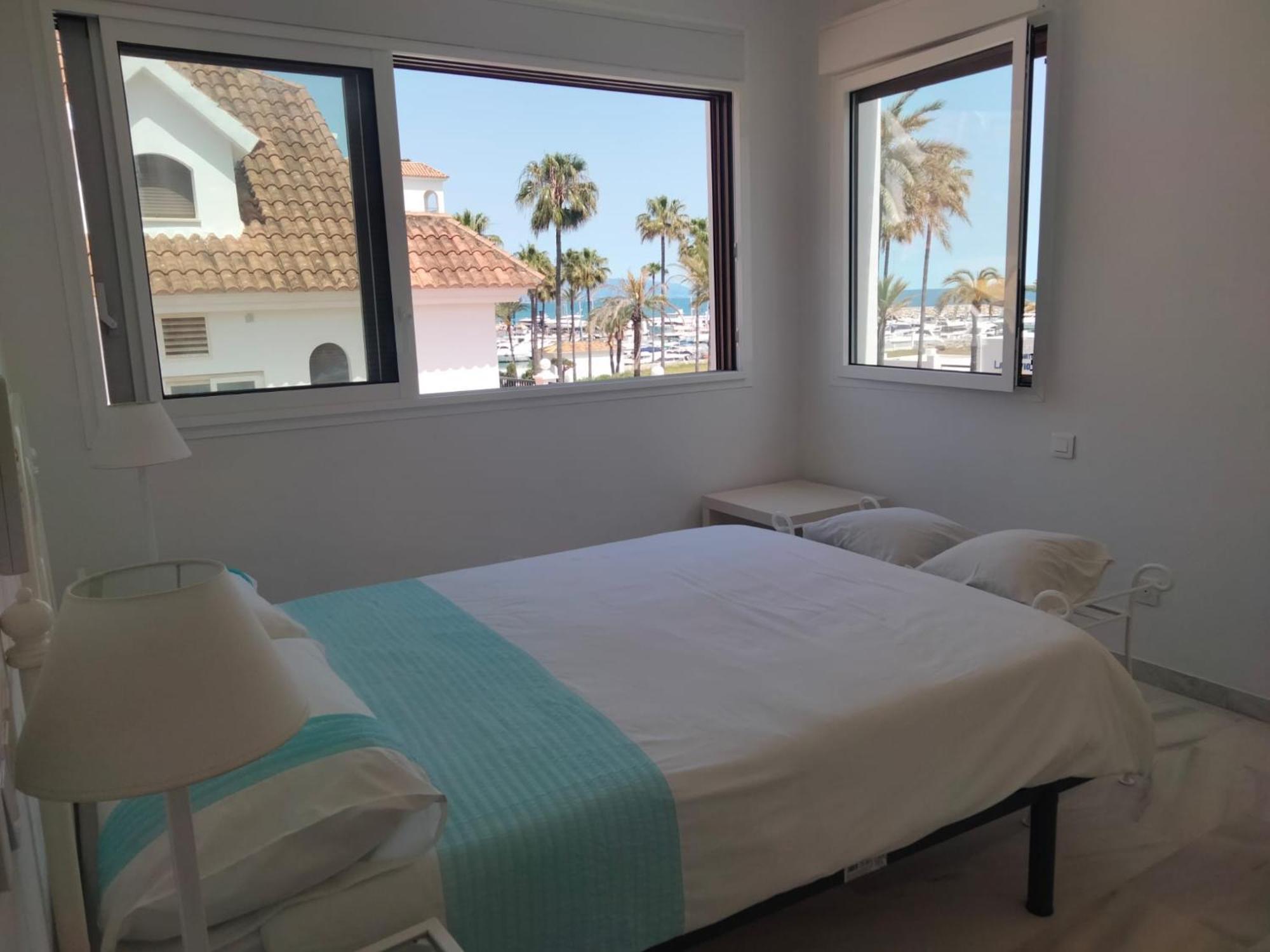 Apartamento En La Playa Manilva Eksteriør bilde